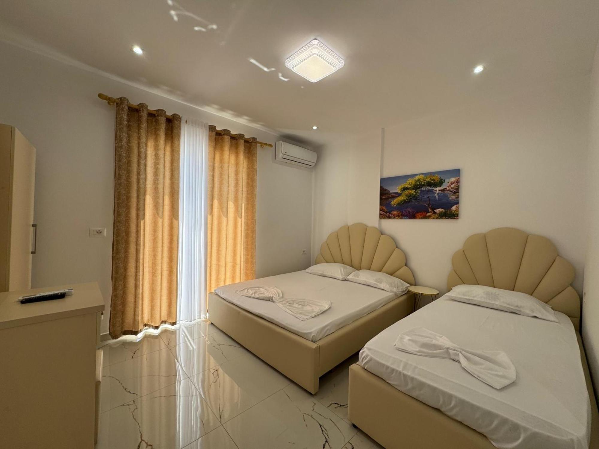 Vila Hergi Sarande Ngoại thất bức ảnh